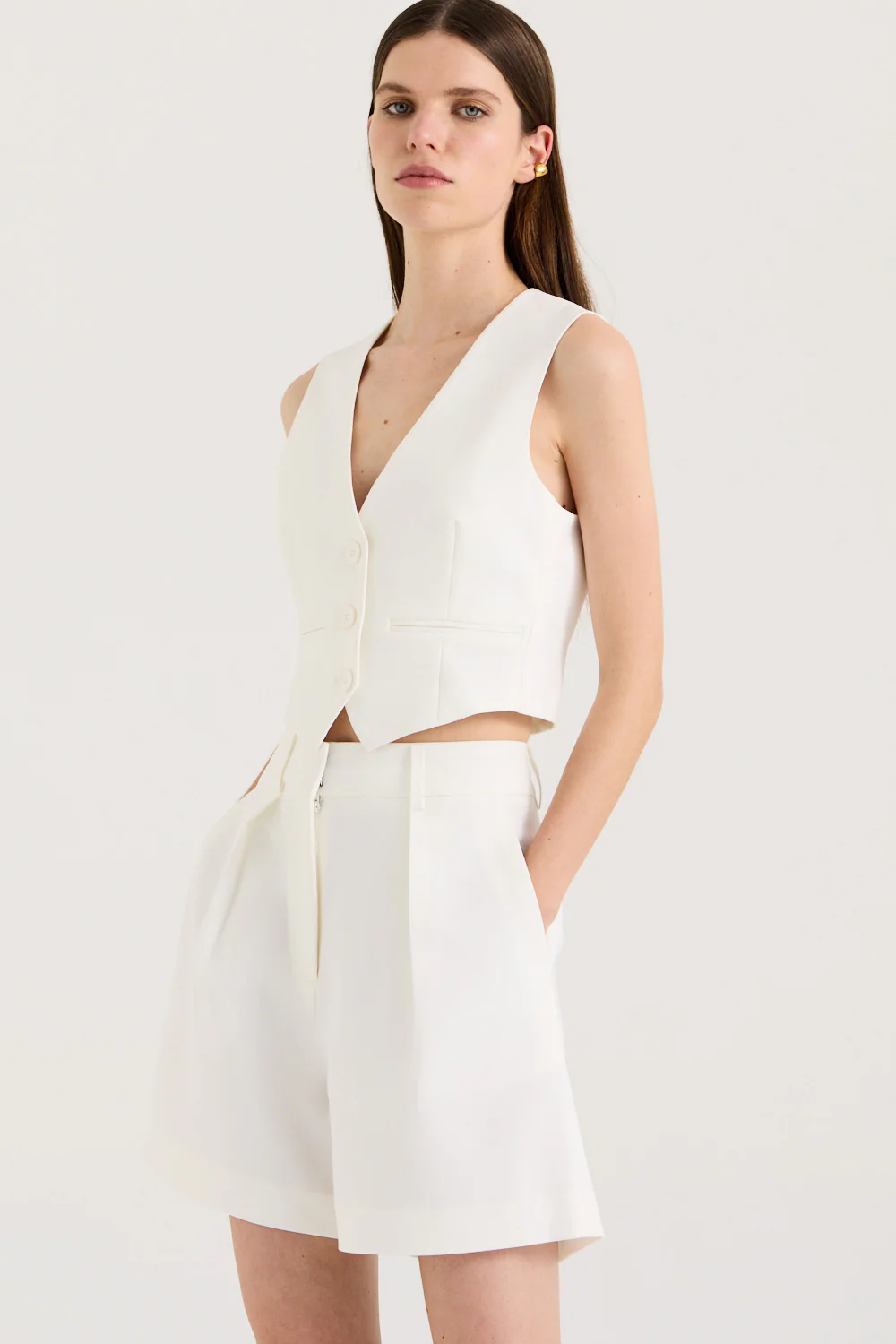 Ari Short - Image 5