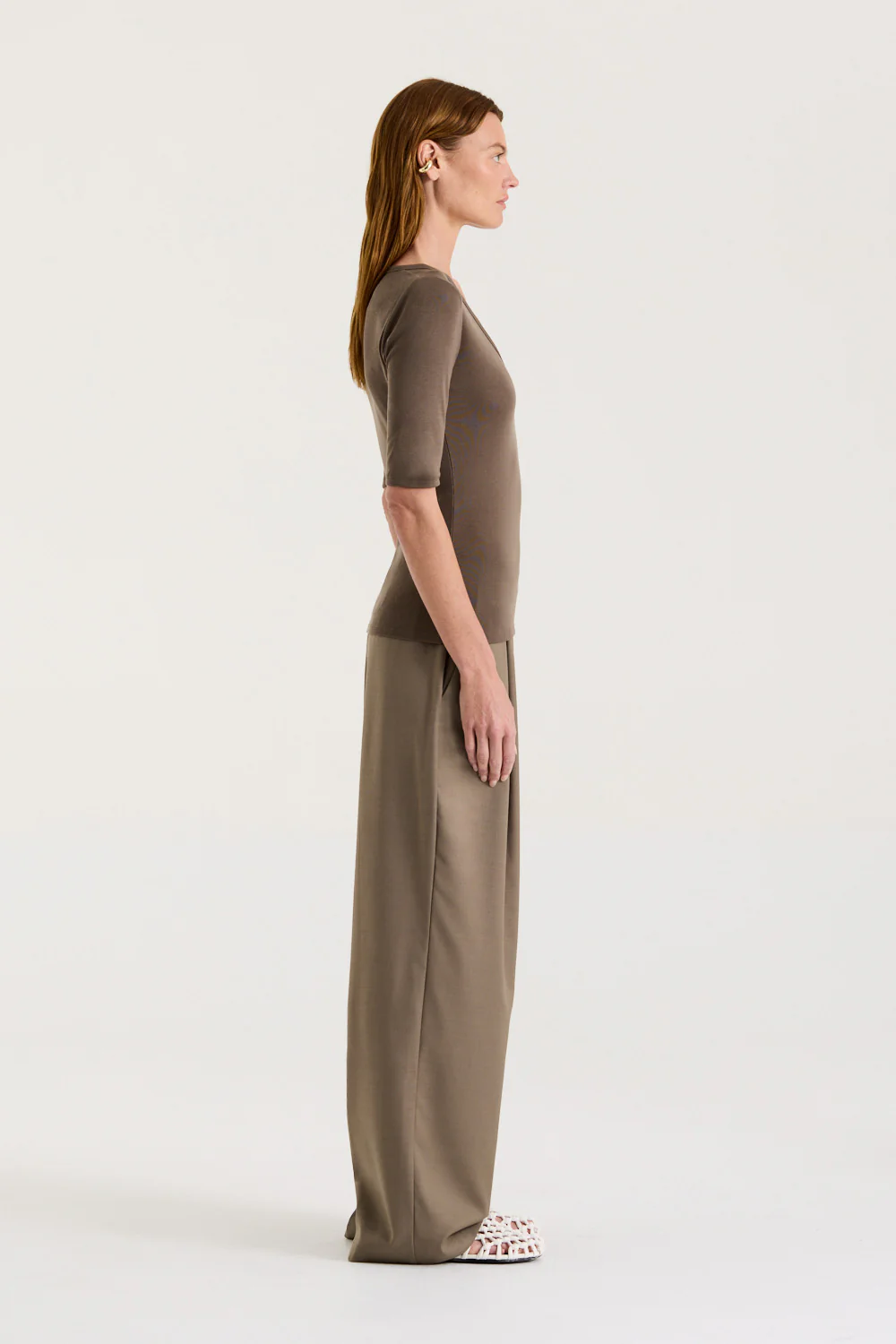 Aven V-Neck 1/4 Sleeve Top - Image 3