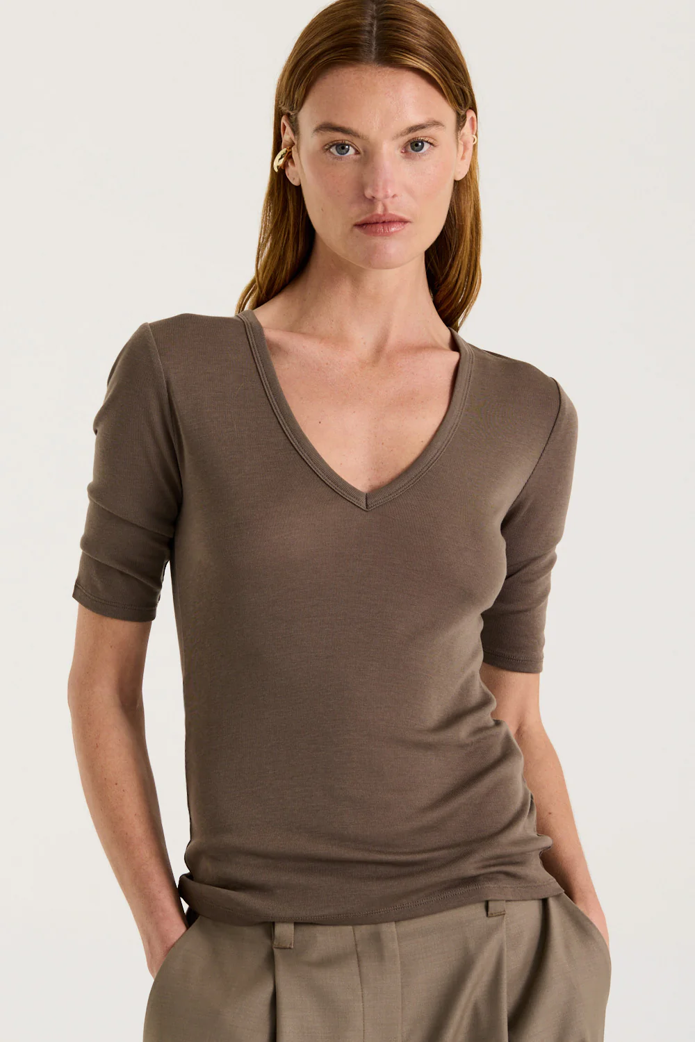 Aven V-Neck 1/4 Sleeve Top - Image 5