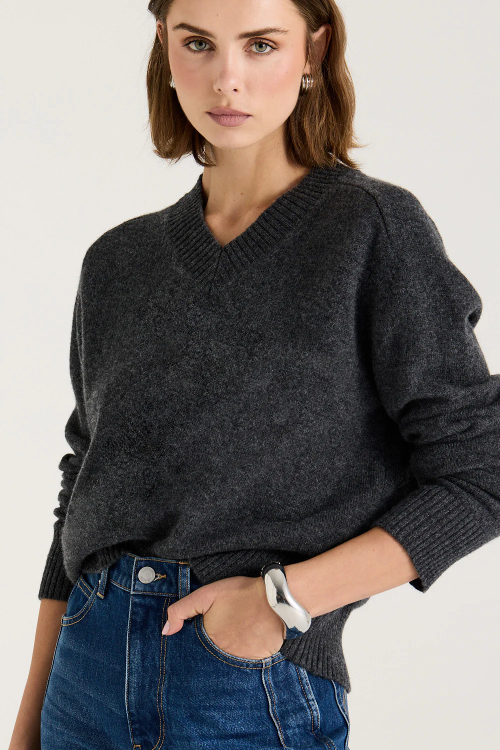 Ines V neck jumper - Image 6